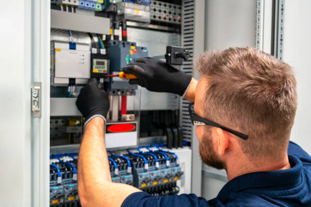 Best Local Electrician Companies  in Columbus, WI